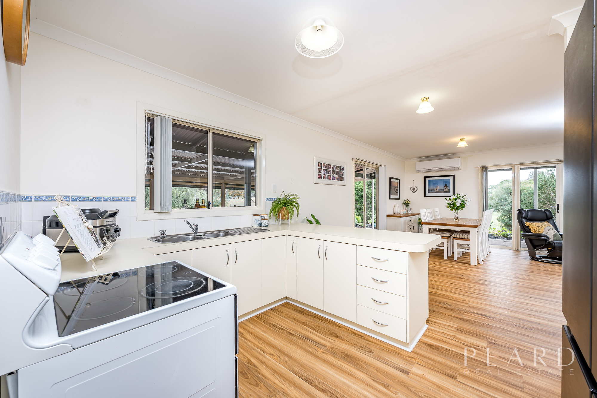 16 Robinson Street, Spencers Brook, WA 6401, Spencers Brook - Thumbnail 6