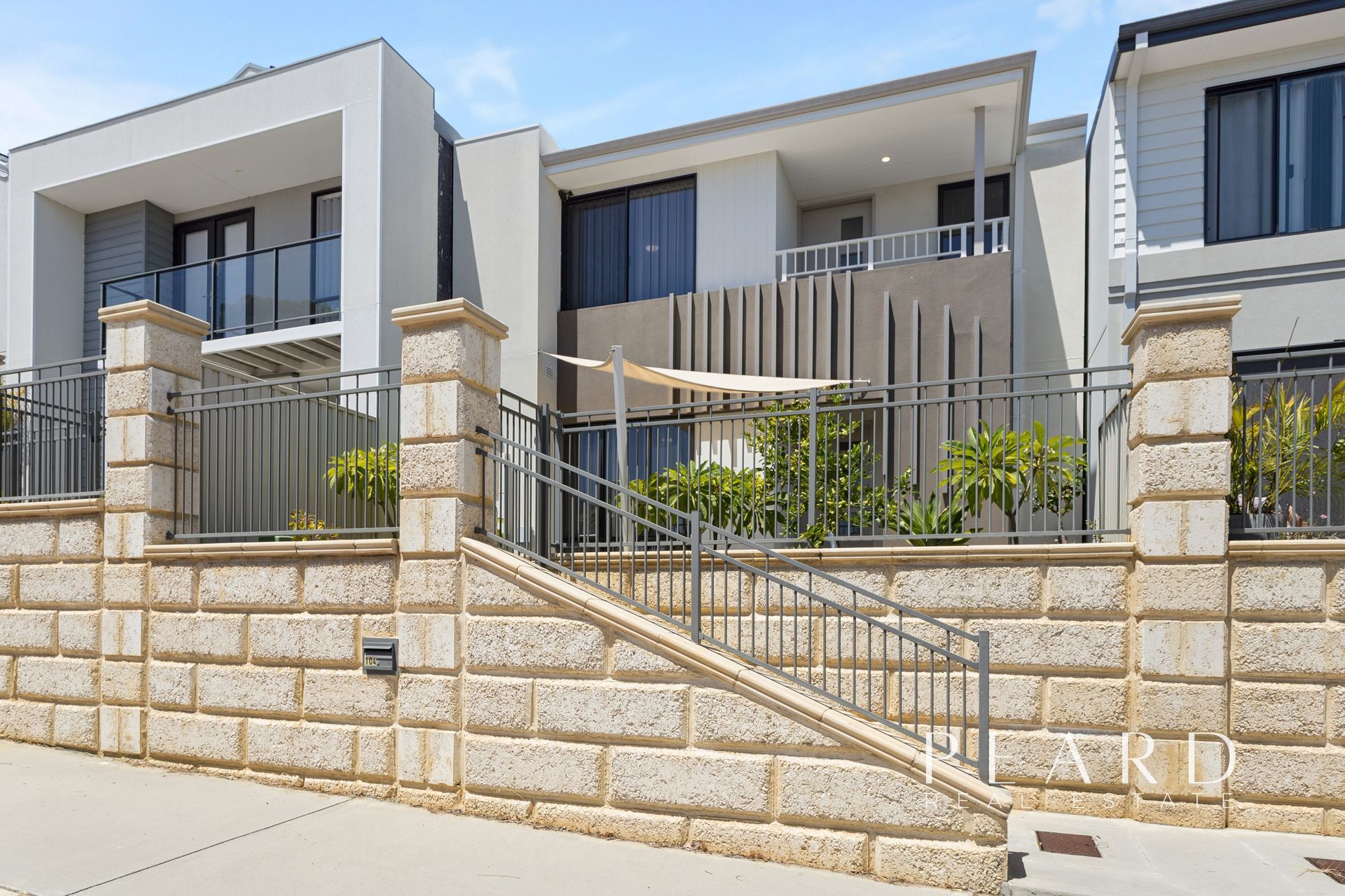 DOUBLE DELIGHTFUL 3X2