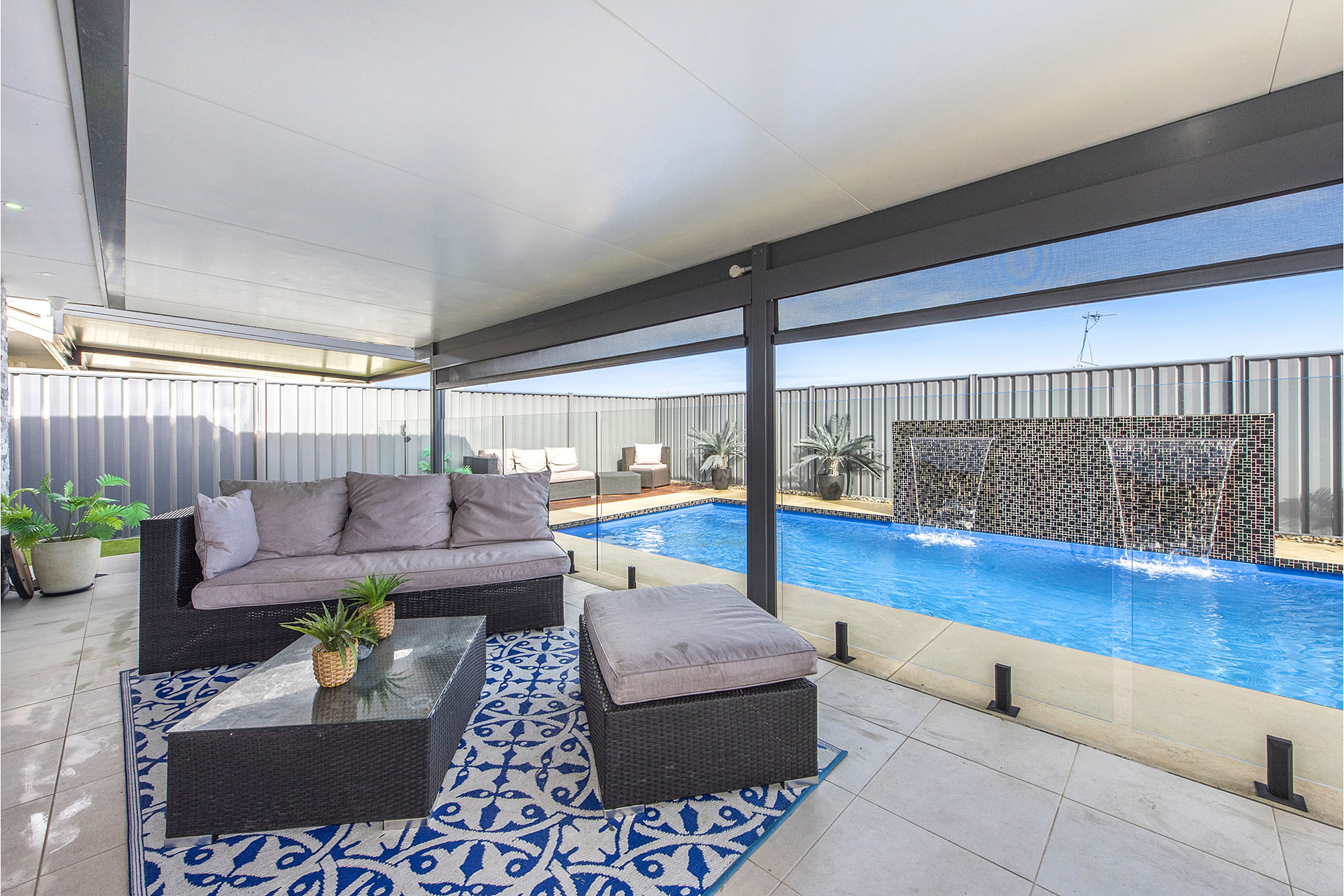 DON'T MISS OUT! Outstanding family home with swimming pool, solar panels!!!
