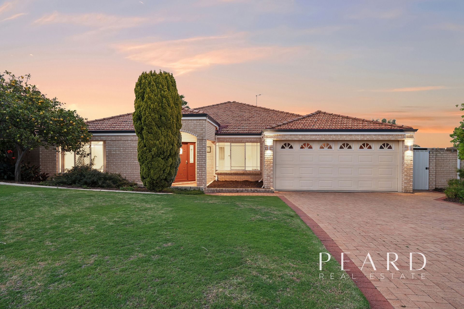 16 Narran Close, Edgewater - Image 1