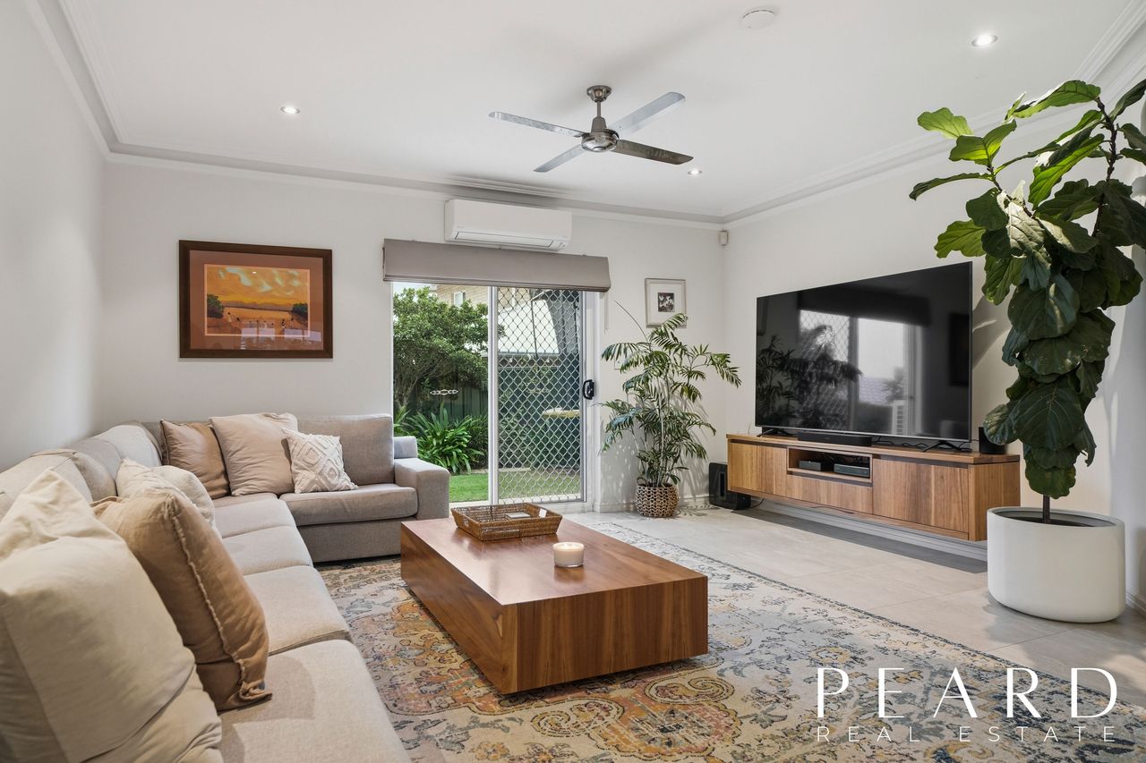 11 Shalvey Close, DUNCRAIG, WA 6023, Duncraig - Thumbnail 2