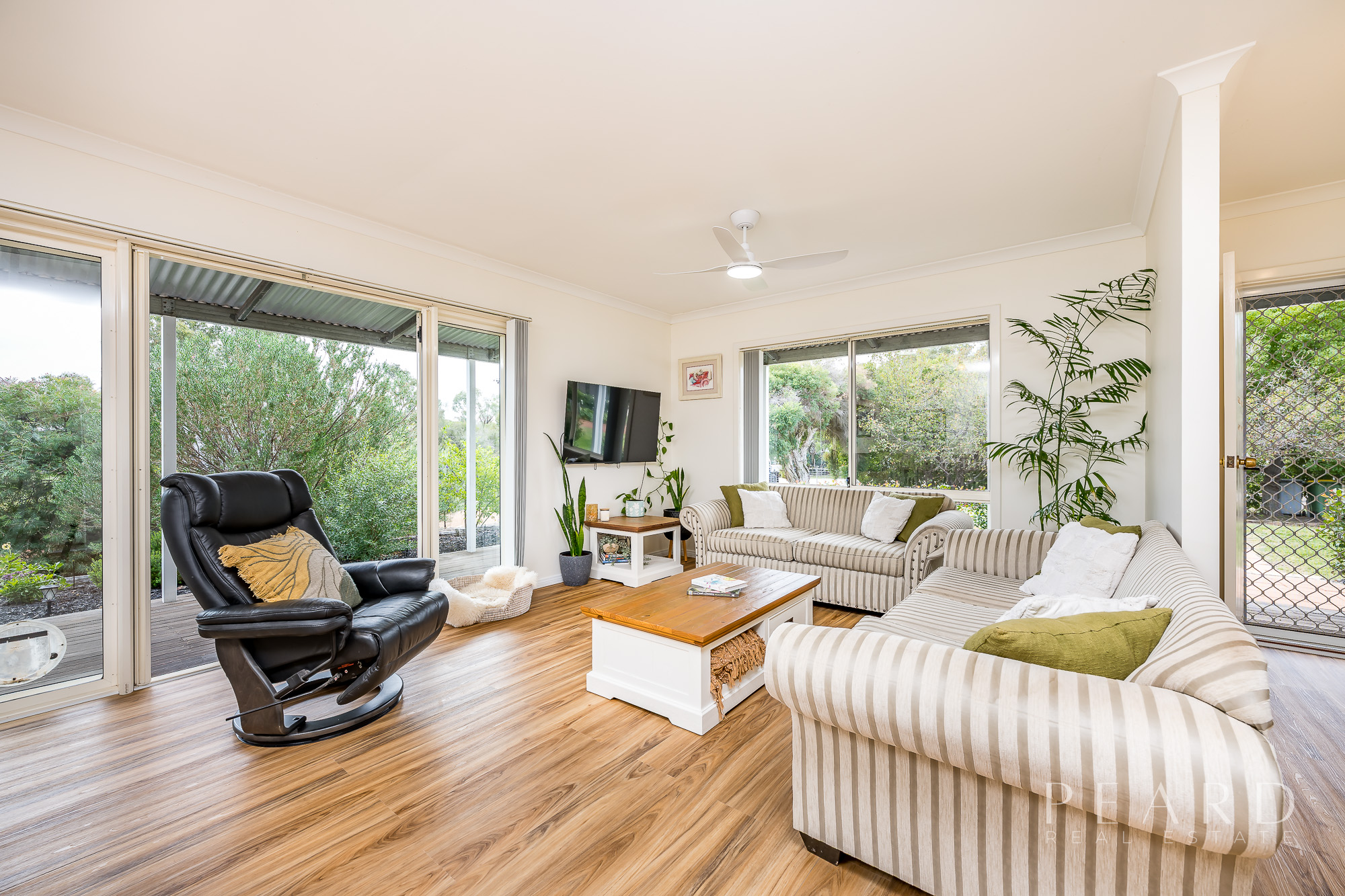 16 Robinson Street, Spencers Brook, WA 6401, Spencers Brook - Thumbnail 3