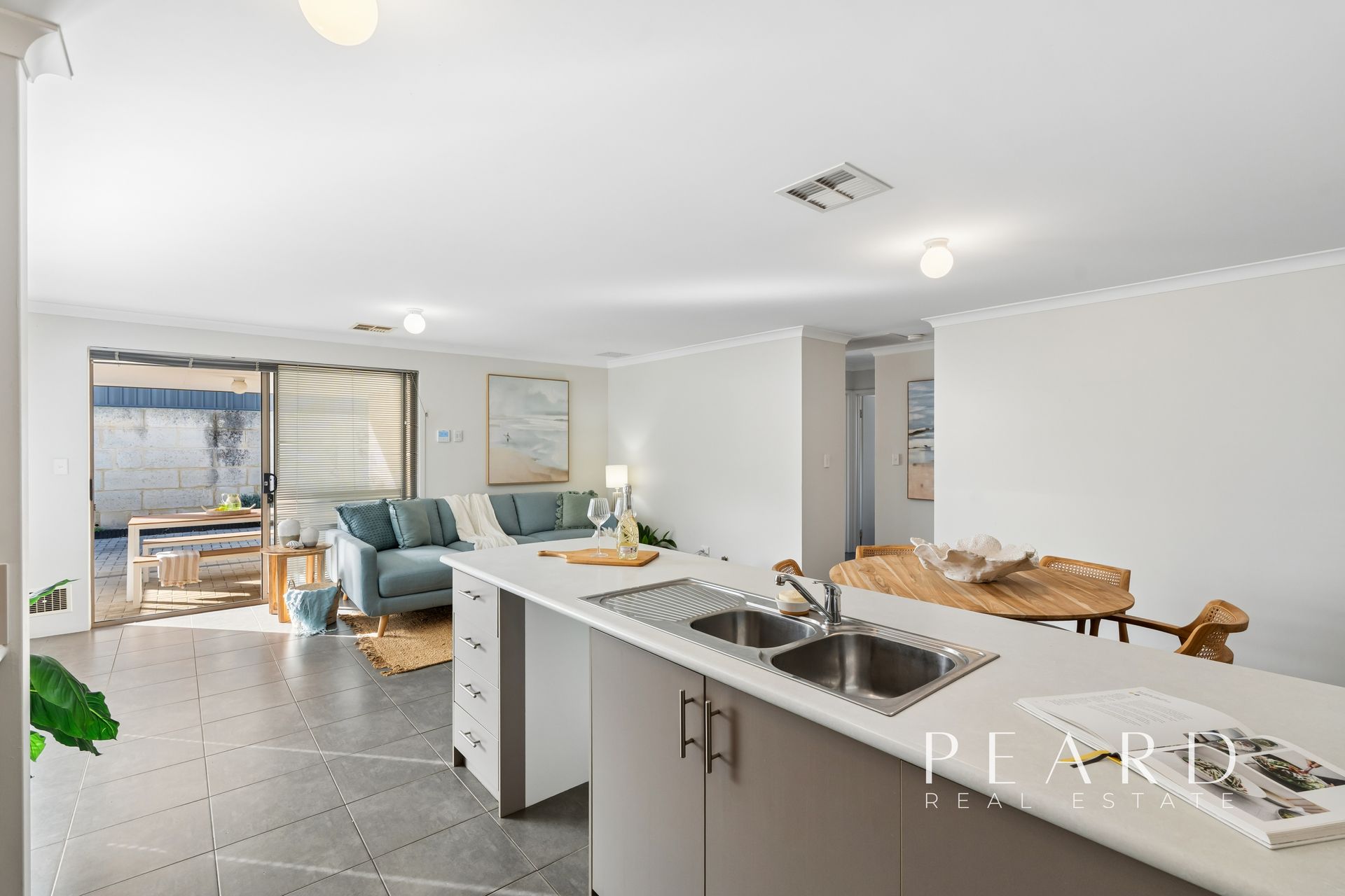 15 Bahama Way, Banksia Grove, WA 6031, Banksia Grove - Thumbnail 6
