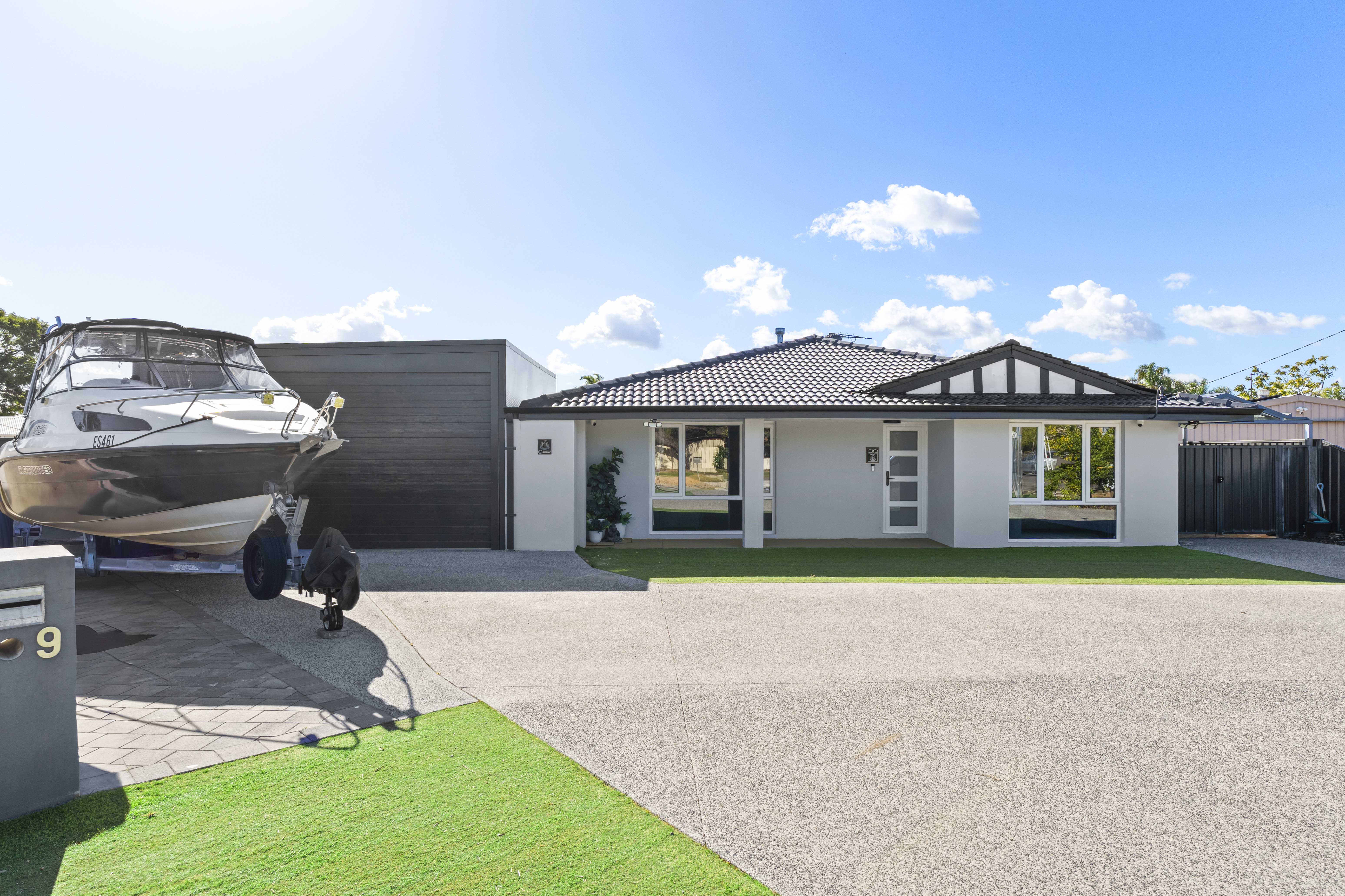 9 Crawley Grove, Heathridge, WA 6027, Heathridge - Thumbnail 2