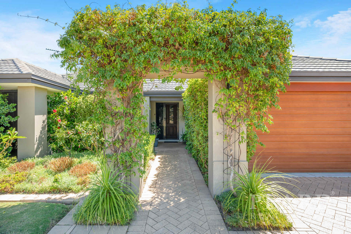 27 Hennessy Drive, Ashby, WA 6065, Ashby - Image 1
